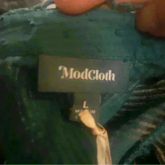 Modcloth Victorian Long Sleeve Blouse scallop-trimmed mock neckline Size L - Picture 5 of 5